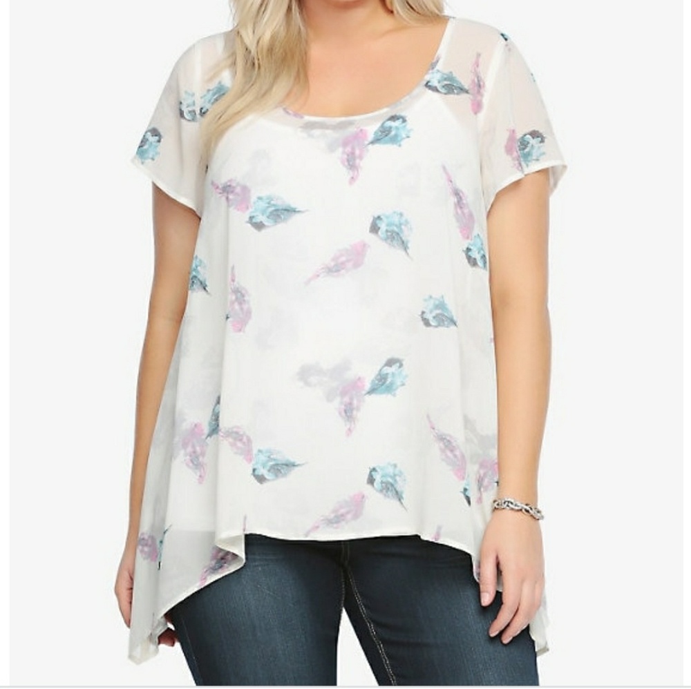 ❤️Torrid❤️ Bird Sharkbite Top sz 5 NWT